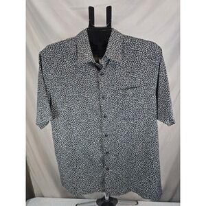 Vintage Silk Circa 1969 Men's 100% Silk Camp Shirt Button Down Size L